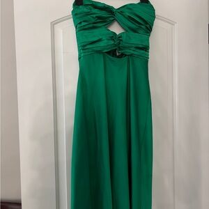 Chic Strapless Emerald Dress